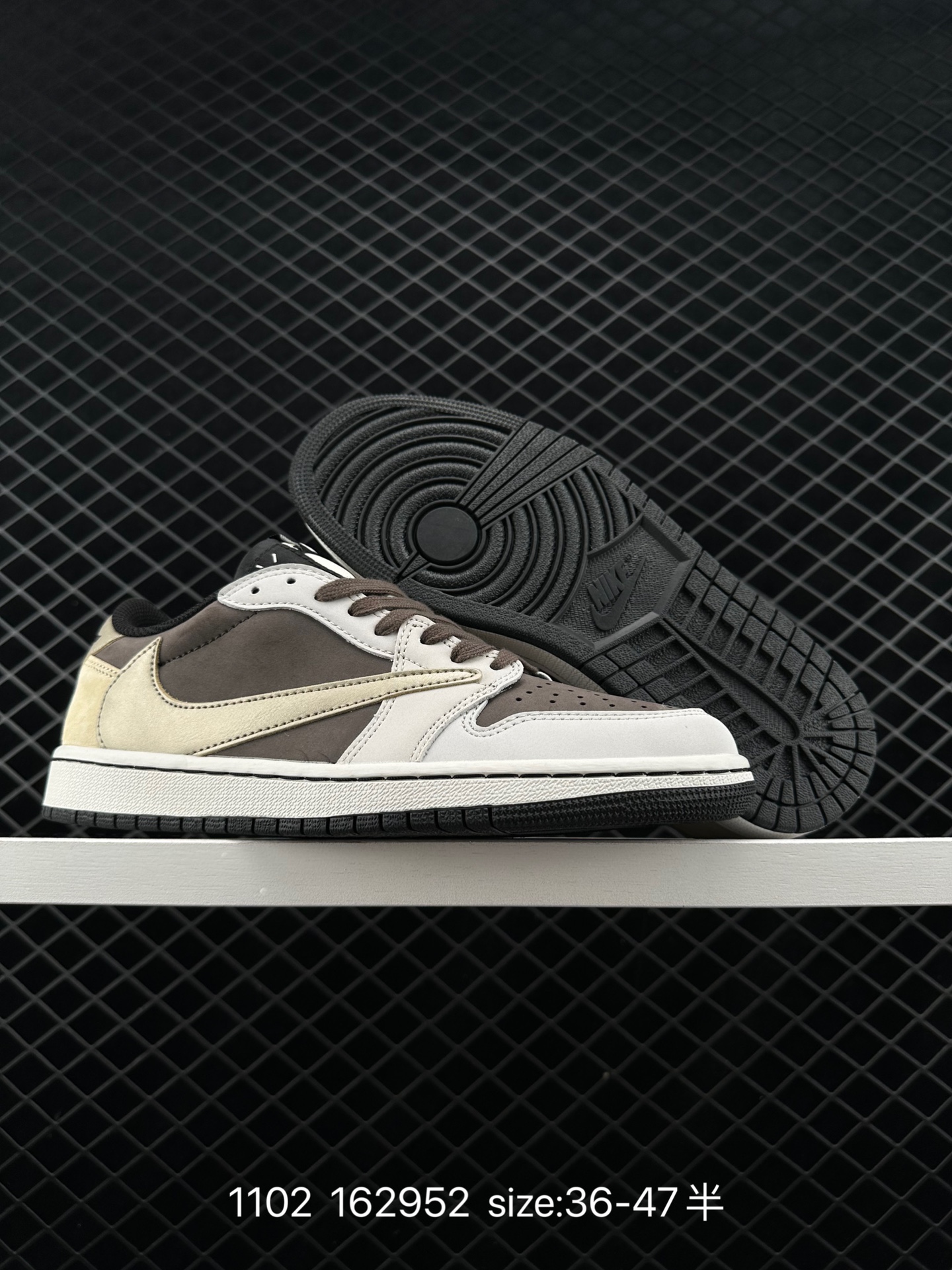 fragment design x Travis Scott x Nike Air Jordan 1 Low OG SP”Black/Green Toe“